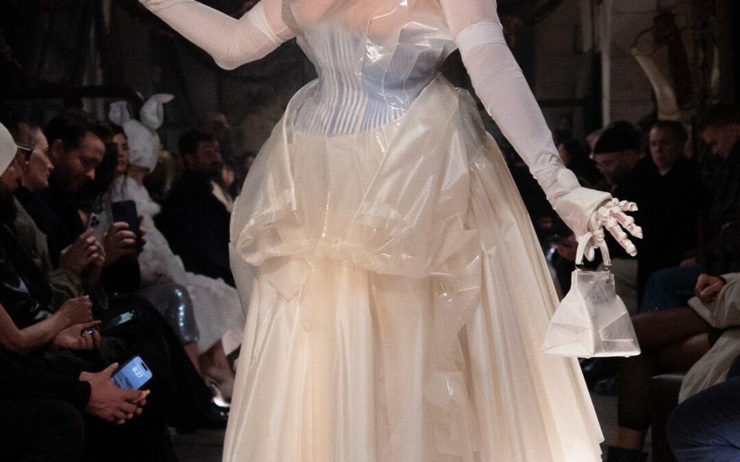 Galliano’s Maison Margiela Spring/Summer 2024 Artisanal Show: A Nostalgic Dive into Fashion’s Marvelous Past